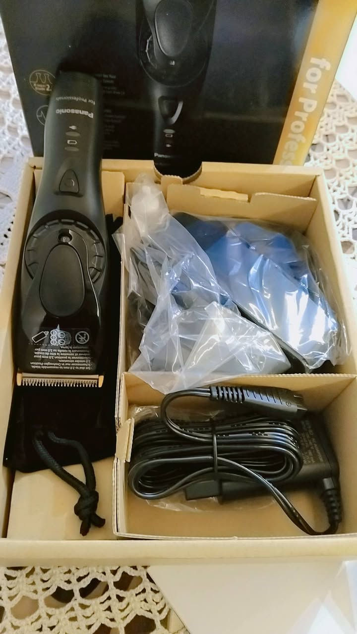 سلام عليكم مكينه ماركة بنسونك اصلي ومقصات بان ديدو اصلي البيع جديد ***********
