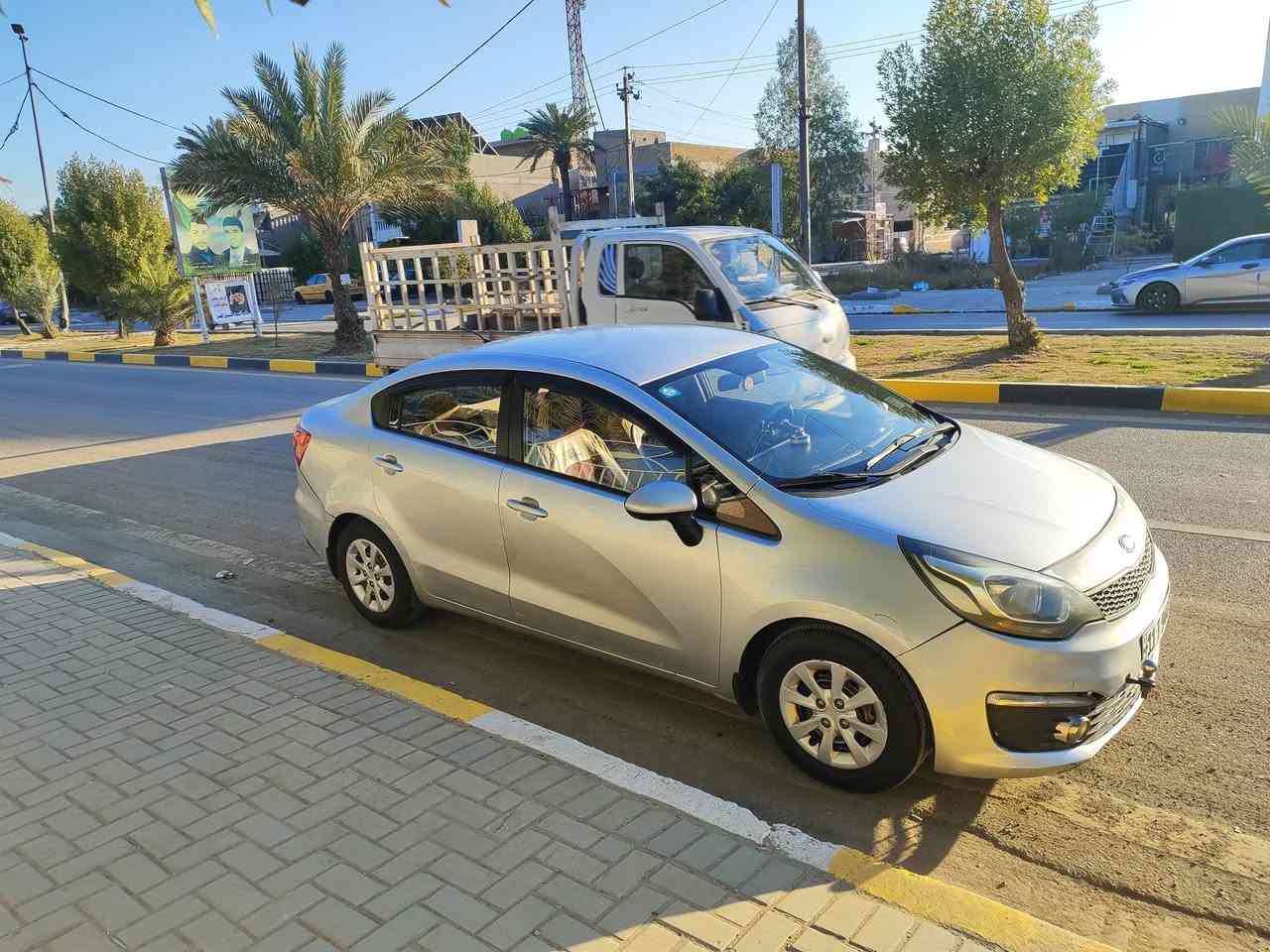 #للبيع
كيا ريو خليجي ١٦٠٠ دبل قطرة 

كير محرك تبريد بحالة جيدة 

صبغ جاملغ فقط بدون دواخل

بيهة كم مكان بارد شي بسيط  

دبلات مو زينة بيهة 

السيارة رقم بغداد باسمي 

مكاني بغداد الكرخ 
السعر 92

***********
