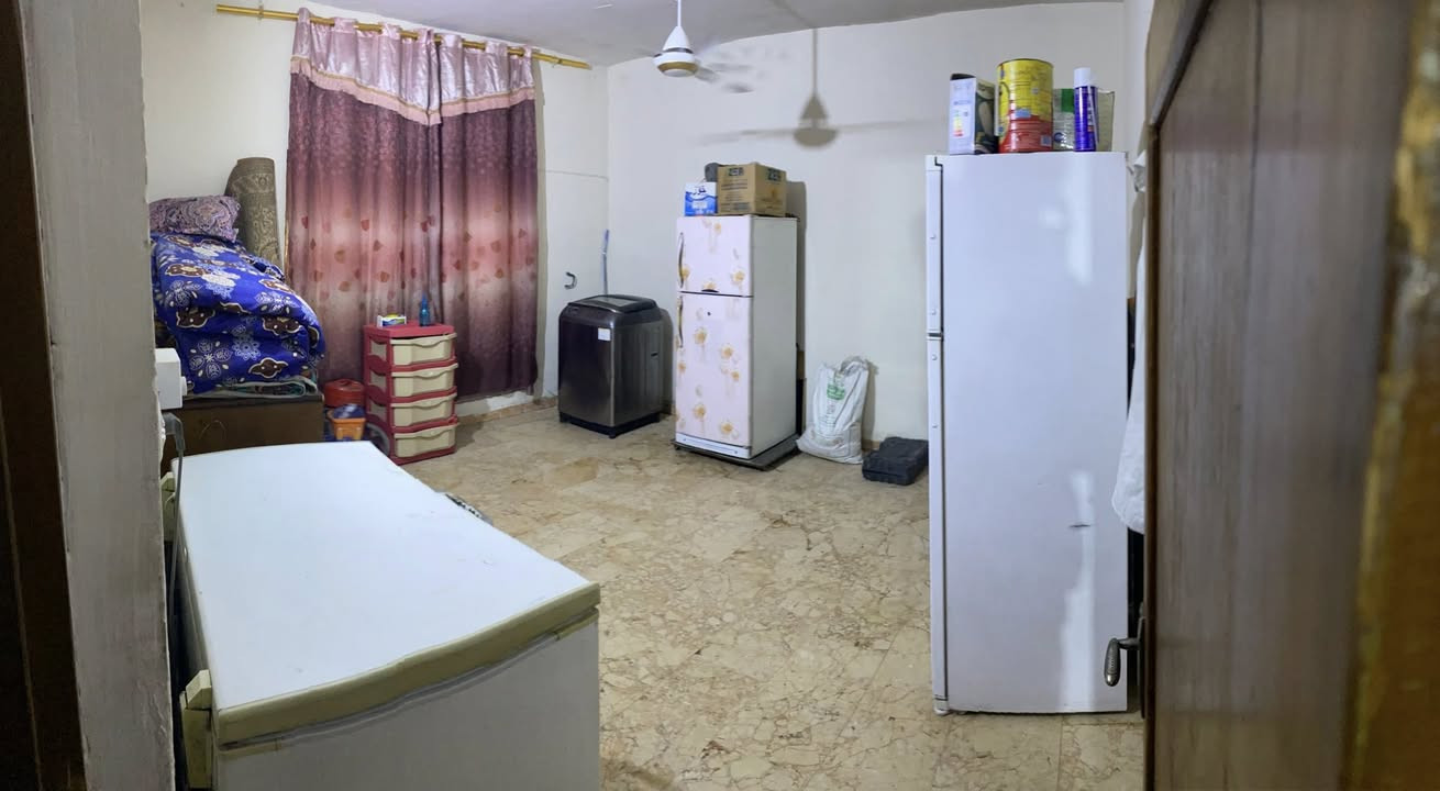 دار للبيع(حي رافدين ). مساحه ٦٦ واجهه  ٤،٤٠  نزال  ١٥ 

طابق اول يحتوي على طرمه واستقبال وغرفه و ترك خلفي 
طابق ثاني غرفه نوم كبيره وبالكون 

للاستفسار الاتصال 
 *********** واتساب
  ***********
