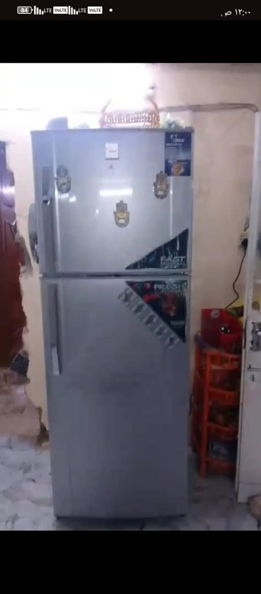 ثلاجه جديده مستعمله يومين بس اخذتها ٦٠٠ وريدها ٥٠٠ حجم جبير وياها الوصل


**إذا كنت صاحب هذا الإعلان وتريد حذفه لأي سبب، رجاءا أرسل رسالة إلى الدعم الفني**