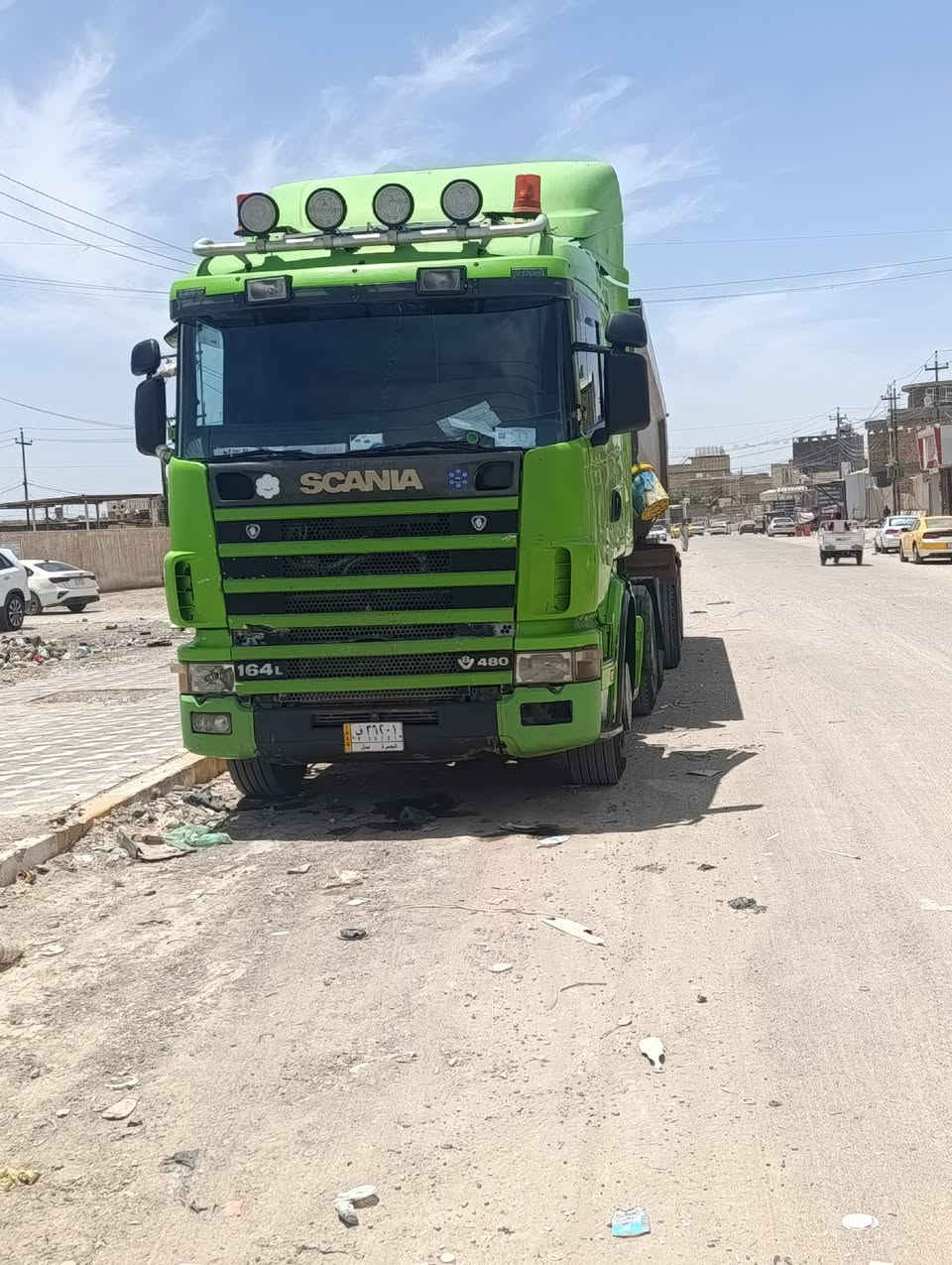 سلام عليكم
كل عام وانتم بالف خير 
سكانيا موديل 2004 كفاله مكينه V8 انجكتر تخم تاير جديد تبريد خير من الله مجموعه جوبلس ام الفلتر عربانه اوربي مكفوله وجديده ذرعه 32  رقم بصره تحويل مباشر سنويه جديده هزه جديده للاستفسار ***********
