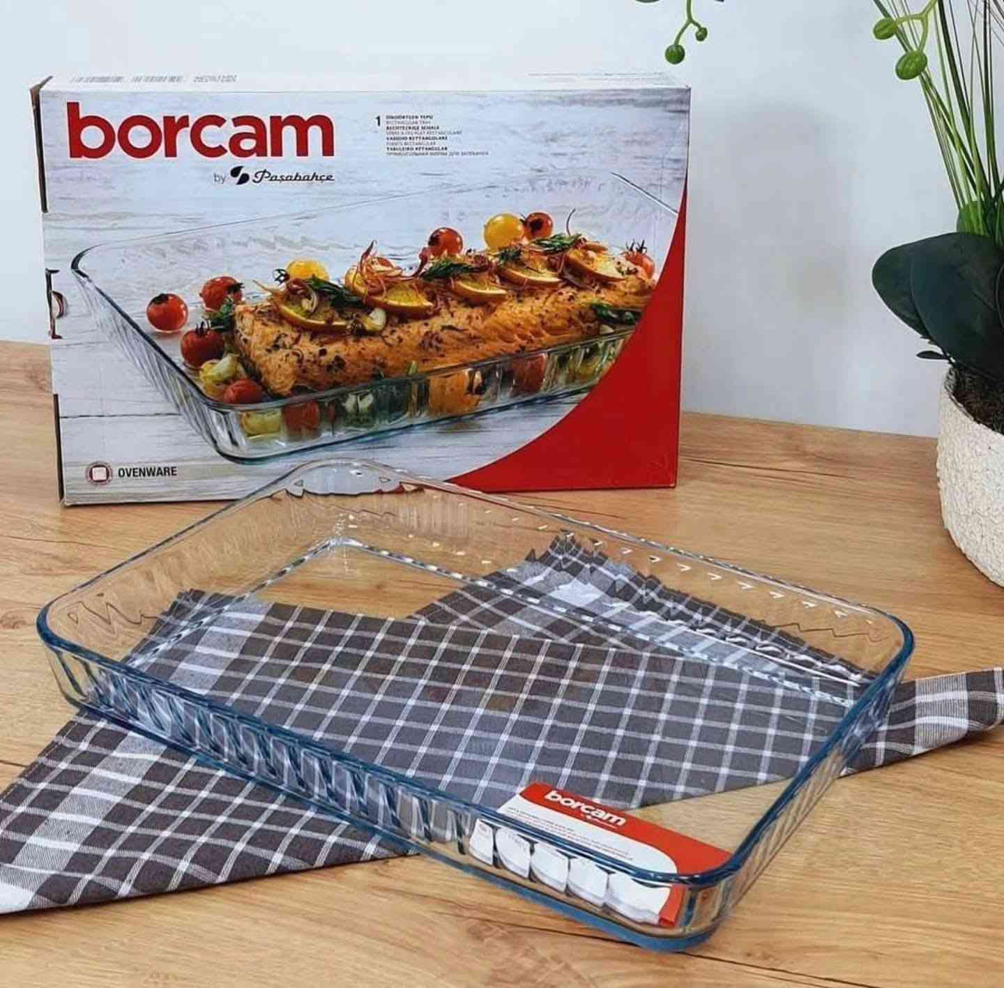 🔥 بايركس تركي أصلي – جودة عالية للمطبخ 🔥
متوفر بعدة أشكال حتى تختارين اللي يناسب طبخج:

▪️ مربع ساده▪️ مربع نقشه
▪️ مستطيل▪️ مستطيل عميق
بيضوي دائري 

✅ يتحمل حرارة الفرن العاليه جدا 
✅ زجاج قوي وصحي للطبخ
✅ مثالي للكيك، اللازانيا، المعجنات والطبخات بالفرن
✅ تصميم أنيق للتقديم مباشرة على السفرة

✨ اختاري الشكل اللي يعجبج وخلي مطبخج أرتب وأسهل بالطبخ .


**إذا كنت صاحب هذا الإعلان وتريد حذفه لأي سبب، رجاءا أرسل رسالة إلى الدعم الفني**