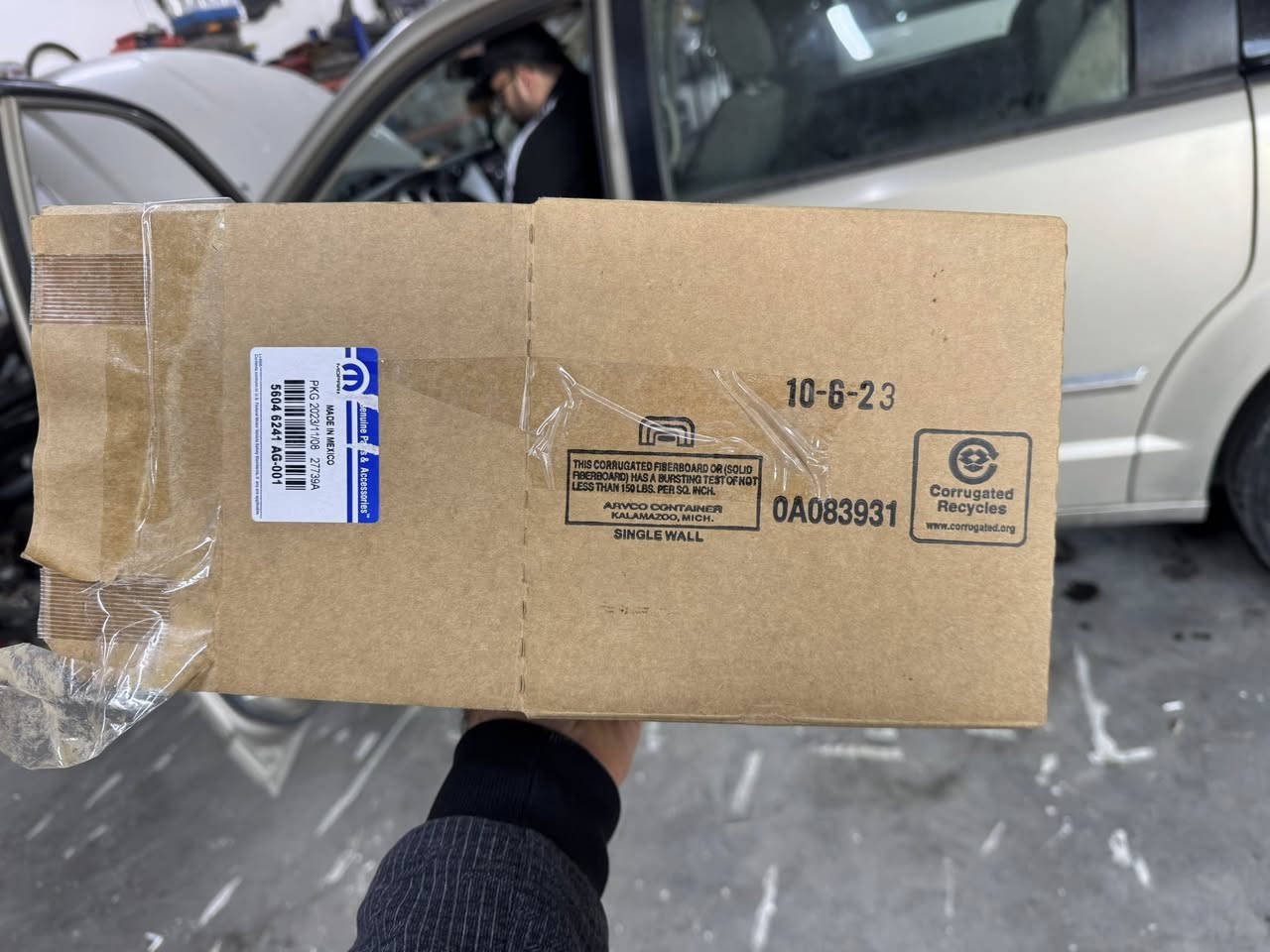 مساء الورد 🌹

🚘 دوج  كراند كرفان 2009
🔧 جانب من أعمالنا في الوافي لصيانة السيارات الأمريكية

✔️ تبديل شريط استيرن خاص بالهورن وتحكمات الراديو
أصلي أمريكي جديد (MOPAR)
✔️ تبديل دبلات أمامية
✔️ تبديل زوج طبلات
✔️ تبديل شمعات
✔️ تبديل رباطات (لاستيك)
🎰🎰🎰
✔️ تبديل حدادية الصدر الخلفي كامل مع البوش والدبلات
🔹 العمل حسب العرض المقدم لأعضاء الكروب بسعر 175
✔️ تركيب تخم إطارات قياس 225/70/16

🔧 شغل نظيف • قطع أصلية • أمان وضمان
كل هذا وأكثر في محلات #الوافي

📍 العنوان:
🔹 بغداد – حي الجامعة – نفق الشرطة باتجاه العامرية
🔹 الفرع الرئيسي: بغداد – سريع الغزالية – أبو غريب – قرب سيطرة السونار والتبادل

📞 أرقام الهاتف:
0771 771 9311
0780 716 3810

⏰ التواصل بأوقات العمل فقط لطفًا
الوافي… ثقة وأداء يليق بسيارتك 💪🚗
