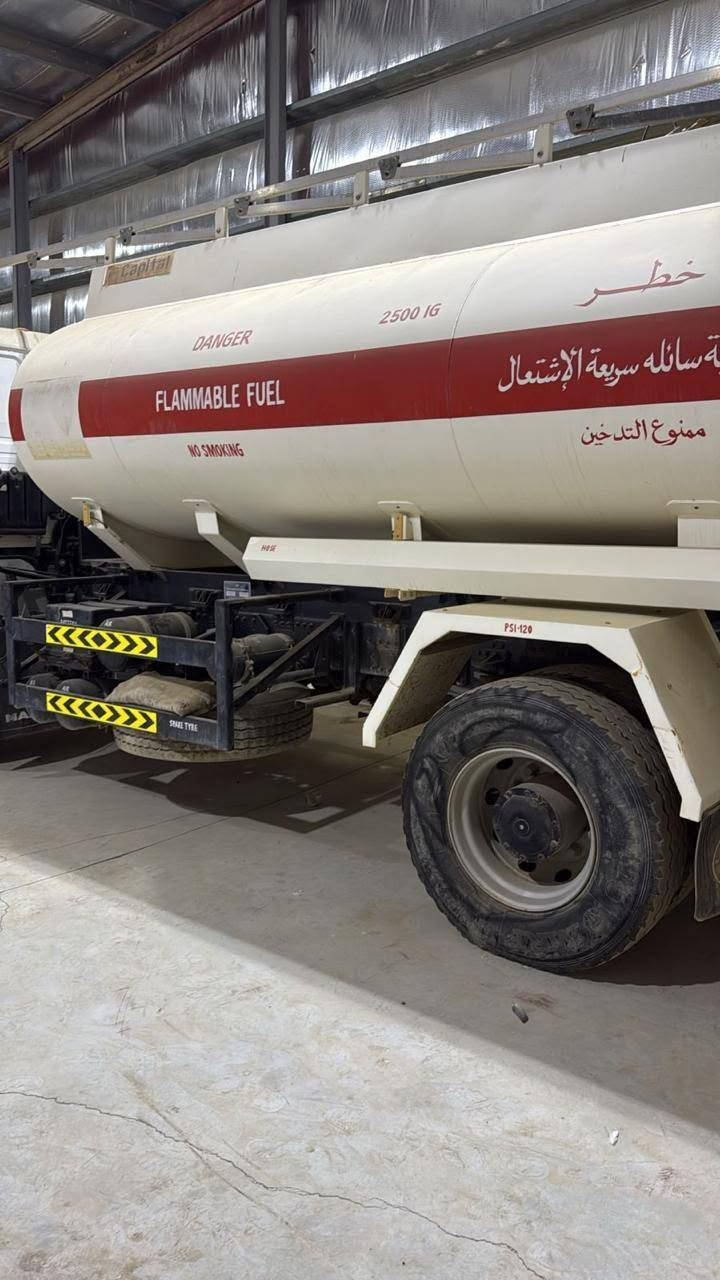 سلام عليكم موجد 2019MANماشي 17الف المان جديد ما ناقص اي شي علا حال الوكالا ما ملعوب بي السعر 330ورقة قابل التفاوض واصل الميناء البصرة بدون كمرك ***********واتساب *********** اتصال
