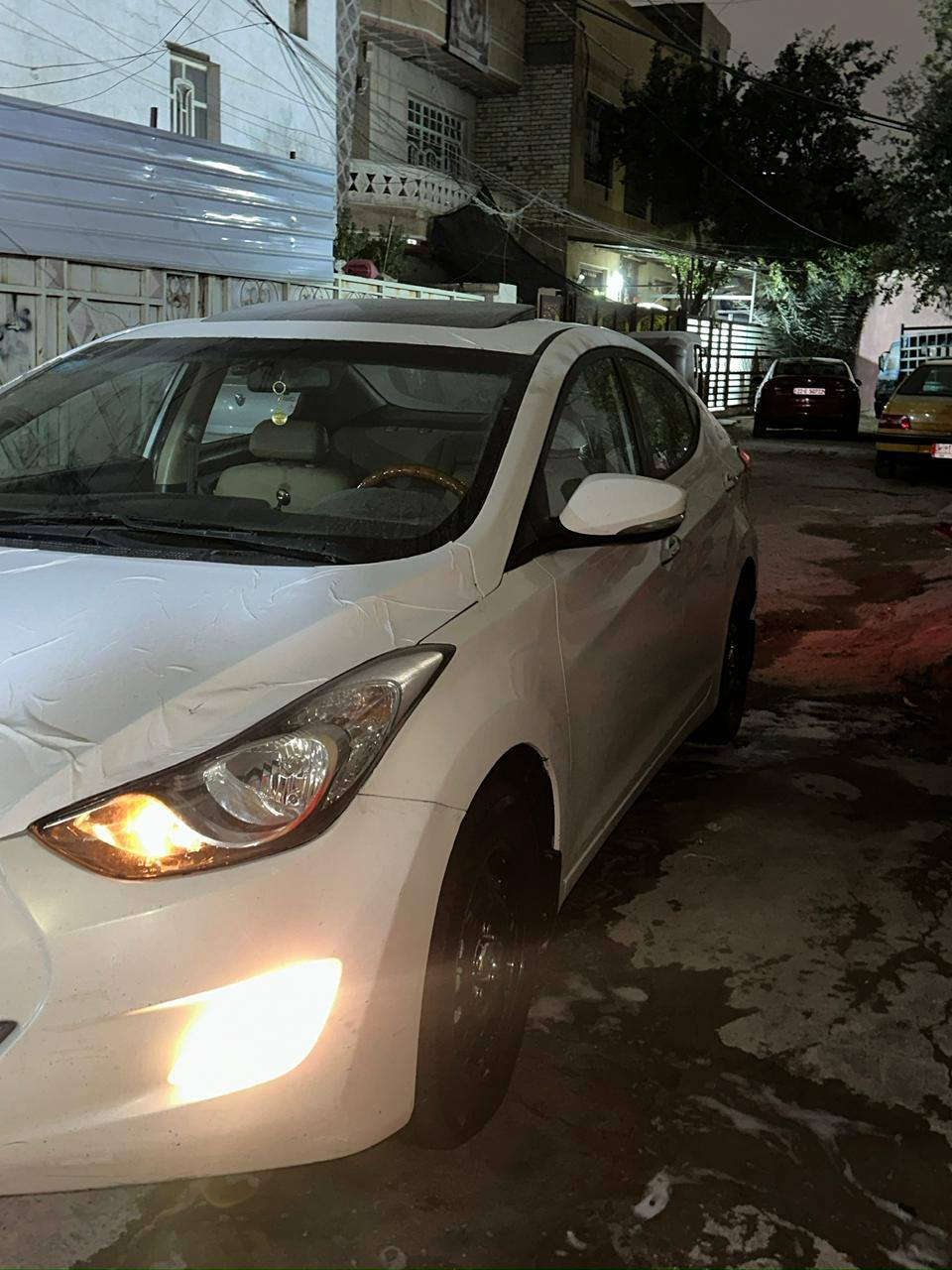 السلام عليكم النترا خليجي 2013 فول من عدل البصمه كشنات جلد فتحه رقم بغداد انكليزي صدر امام خلفي جديد تخم تاير جديد مكينه كير جديد بيها جاملغ امامي بارد فقط جاملغ الخلفي هم بارد بدون اي دواخل السعر 104 وبيها مجال قليل مكان بغداد الشعب ***********
