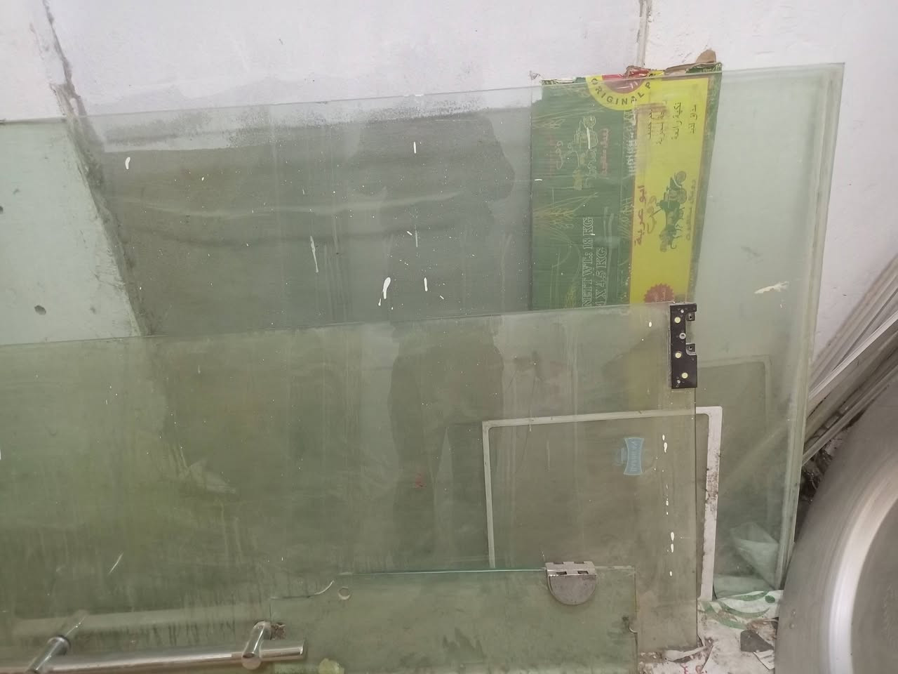 وجه جام وباب جام للبيع عرض 2متر وارتفاع 2ونص اتصال***********
