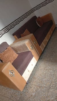 تخم • ١٠ مقاعد