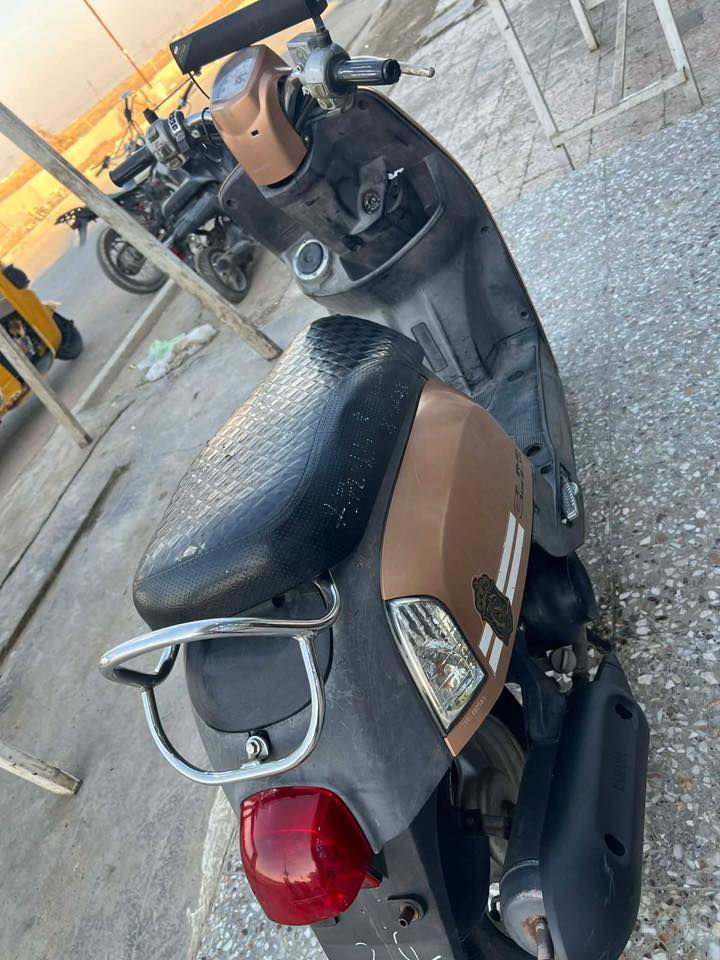 بوليس للبيع اب650
***********
