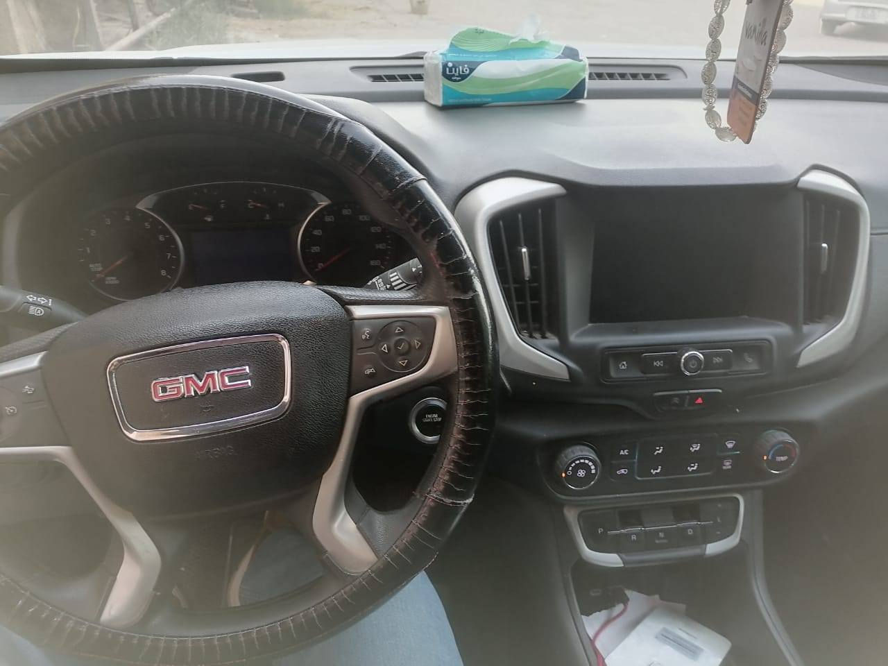 Gmc Terrain SLE 2022
وارد أمريكي 🇺🇸
⚙️محرك 4 سلندر 1.5L توربو 
🛞 كير 9 نمر ✅️

مواصفات SLE 
▫️شاشة تدعم Apple CarPlay, Android Auto لاسلكي
▫️نظام GMC PRO SAFETY يشمل :
🔻توقف تلقائي بحالات الطوارئ
🔻تنبيه من الإصطدام الأمامي 
🔻نظام محافظة على المسار 

ماشية 32.000 فقط ✅️

مرقم أربيل بإسم شخصي تحويل مباشر
مكان السيارة بغداد حي العامل

السعر 17.500💲 

للإستفسار 
*********** إتصال أو واتساب 

#للبيع
#gmc_تيرين
