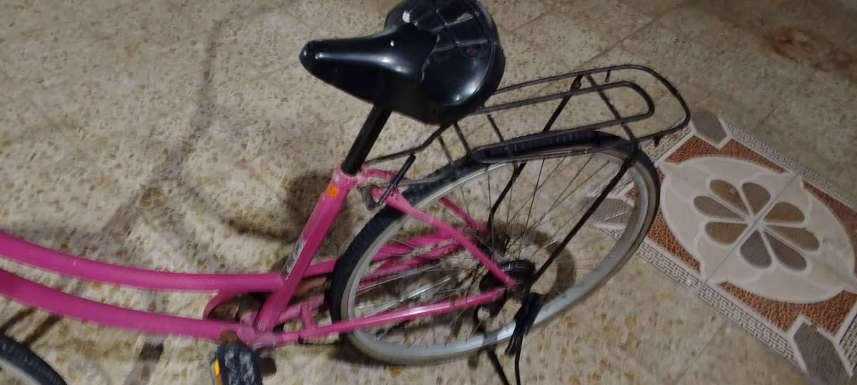 سلام عليكم بيسكل للبيع كلش نضيف وحلو بيسكل وياله مختمه كلش نضيف ومرتب بدون زلوغ بيسكل يشهد الله كلش نضيف والنضافه اسولف عارضه 75وبي مجال مراسله خاص الشراي يراسل


**إذا كنت صاحب هذا الإعلان وتريد حذفه لأي سبب، رجاءا أرسل رسالة إلى الدعم الفني**