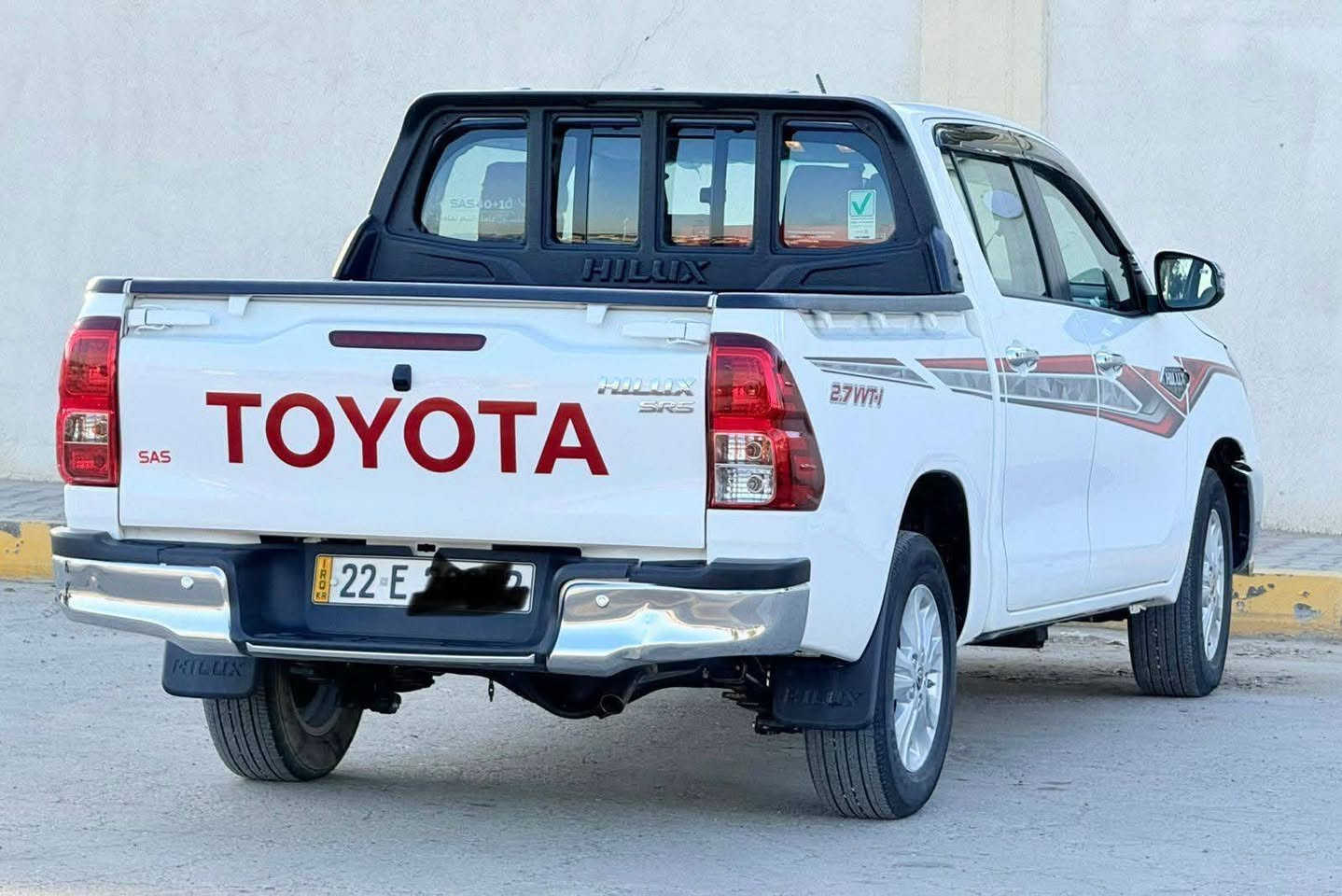 تويتا هايلوكس 2023 ناصي ساز فول موصفات 
مكفوله من كلشي عدا طخه بدعاميه الخلفيه 
موضحه بصوره
 جهت راكب 
ماشيه 21الف او اقل 
رقم اربيل

🛑 السعر سوي تعليق يصل مباشرة 🤖 

بسمي بدون مراوس 
المكان بغداد 

رقم صاحب السيارة 
***********
