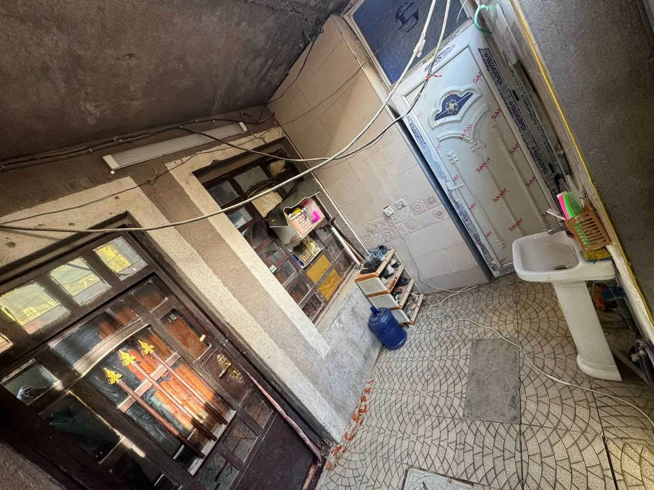 دار زراعي ٥٠ متر يحتوي على غرفتين واستقبال ومطبخ وخدمات
الدورة ابو دشير
زراعي السيد قرب مدرسة ابناء العراق 

السعر ٤٥ وبي مجال 

***********
