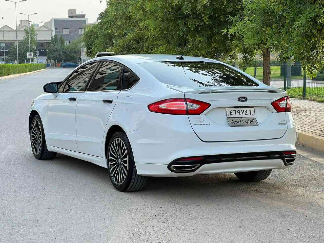 فۆرد ڤیوژن 2016
مەكینە ٢٠ تۆڕبۆ

مواسفات se 
گێر و مەكینە بەشەرت

تەفاسڵی لە وێنەكان داندراوە  بۆنیتی سبوغە و تعدیلەكانیش 
دیاری كراوە لە وێنەی فحسەكە
 نرخ : 110 $
***********واتس اپ

ملیۆنك و ٨٠ هەزار غرامەی  لەسەرە
