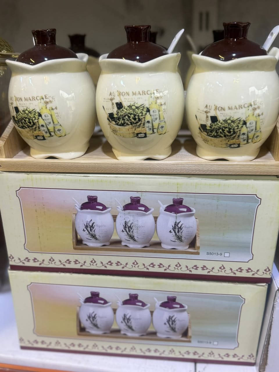 اهلا وسهلا بكم معرض انسب السعار 
للمواد المنزليه وادوات المطبخ وكل ماتحتاجه العائله 
للبيع بلنقد ولقسط السده حي الزهراء 
استفسار ***********
***********
