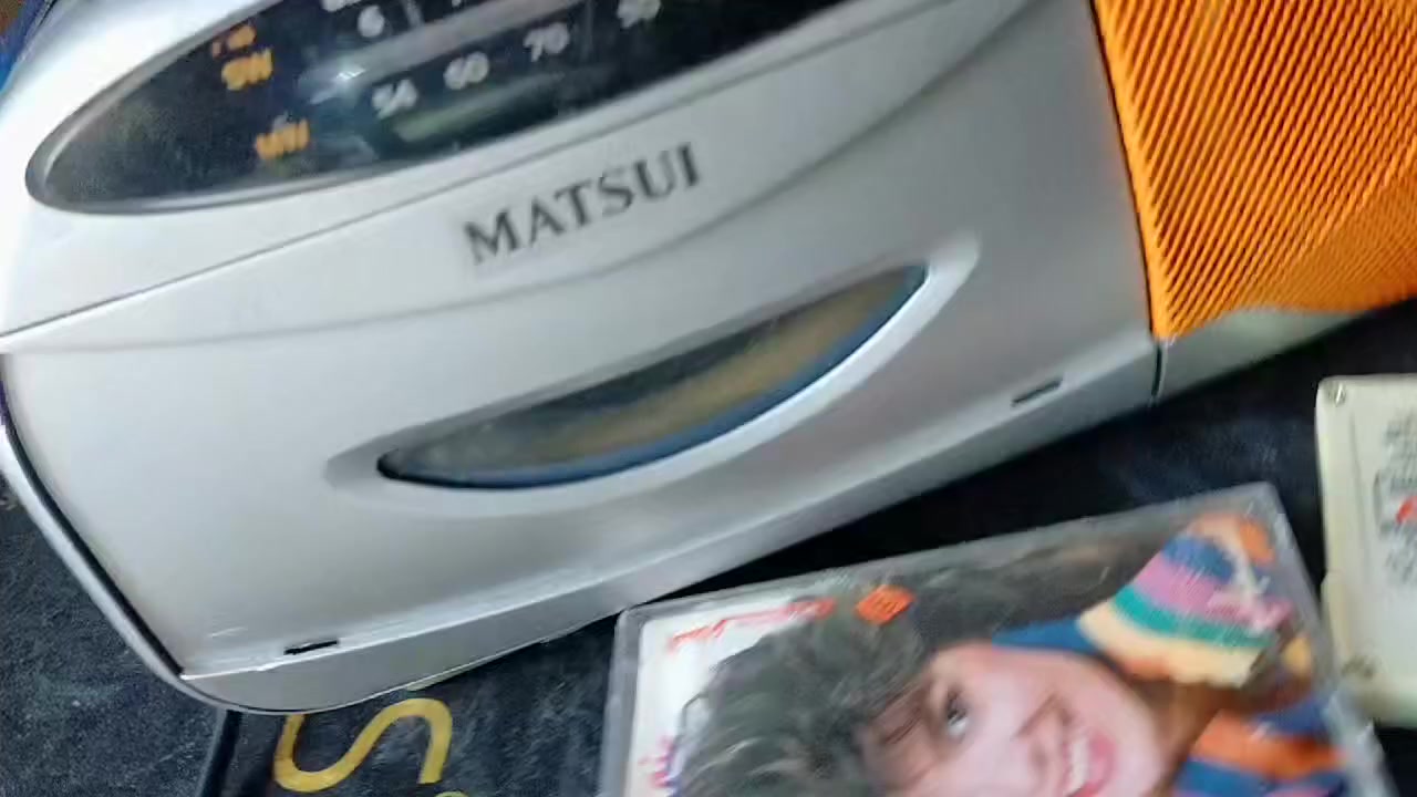 مسجل راديو FMصيني شغال 
سعر 15 الف قفل ..يوجد توصيل


**إذا كنت صاحب هذا الإعلان وتريد حذفه لأي سبب، رجاءا أرسل رسالة إلى الدعم الفني**