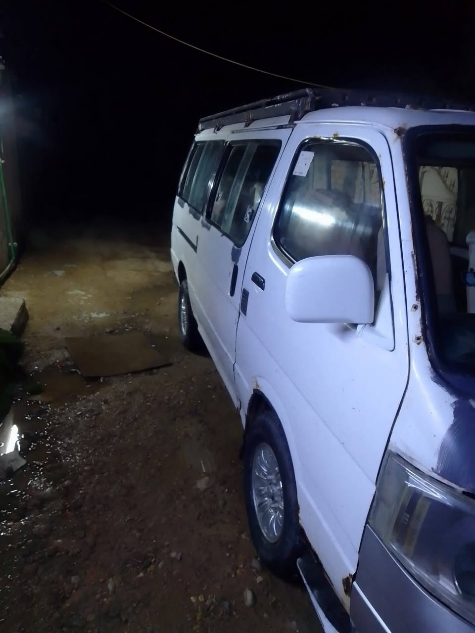 فتون موديل 2009 رقم صدامي  بابل مصفره هاي وغرامات محرك ون جي  سياره جهزه كبل الشارع السعر 27 وبيه مجال *********** مكان بغداد
