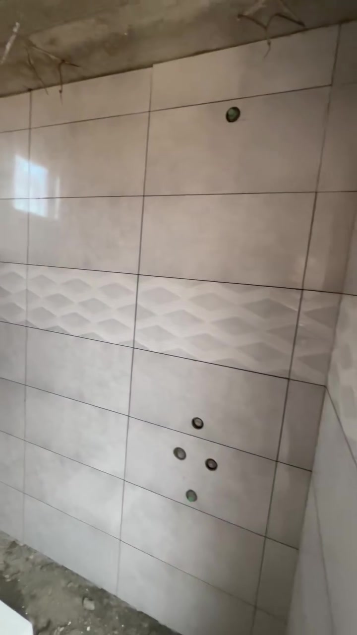 سلام عليكم شغل سيراميك مرمر بورسلين درجه اوله وشرط تسليم للاتصال *********** ملاحظه اشتغل اقصاد للمضبوطين

