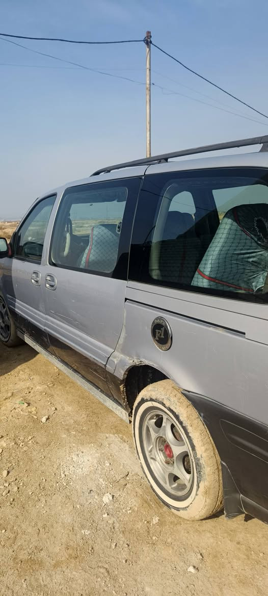 السلام عليكم
اولدز موبيل موديل 2000 رقم بغداد انكليزي محرك 6 سلندر 3400 سنويه 2027 كير ومحرك مكفول وصدر نظيف وبيها ملاحضات
*********** 
العنون الشعب 
السعر 35
