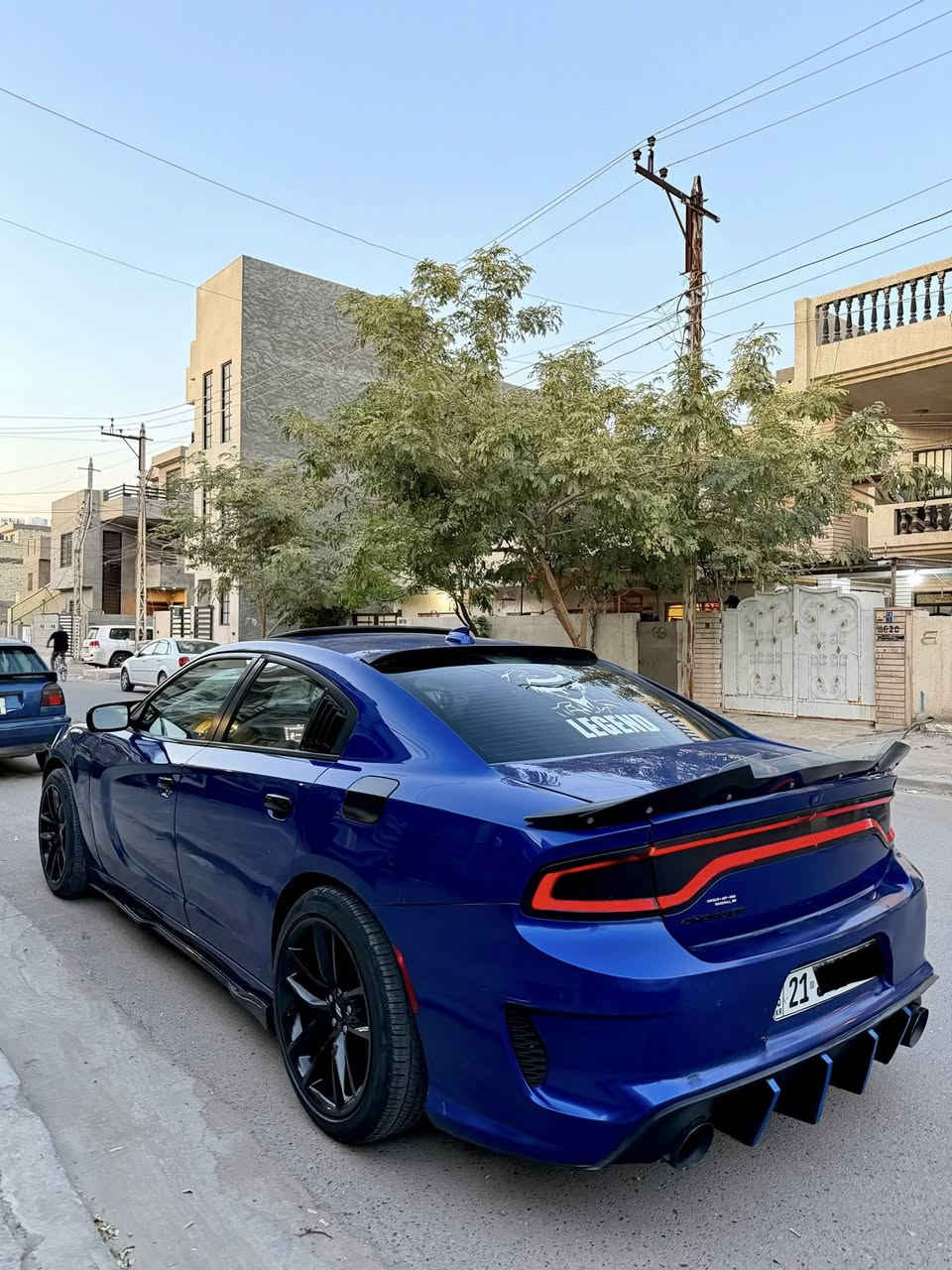 جارجر جيتي موديل 2020سوبر تراك باك
4*4
موصفات فول 1/1 عدا الرادار 
بجم كبس 
حادث جاملغ وباب خلفي ايمن 
وباب السايق وربع جاملغ امامي يعني جاملغ بس الذيل مالته 
يعني صبغ 3 قطع ونص 
سياره فور ويل وملغي 
سياره ماشيه 49 
فتحه سقف 
بصمه تشغيل وابواب وجنطه 
كشن جلد وكهرباء 
كشنات تدفئه 
ويل 20 وتخم تاير نضيف 
محرك 3600 كفاله 
رقم شمالي السليمانيه تريد تحويل او وكاله 
مكان السياره بغداد السيديه 
السعر 192
***********
