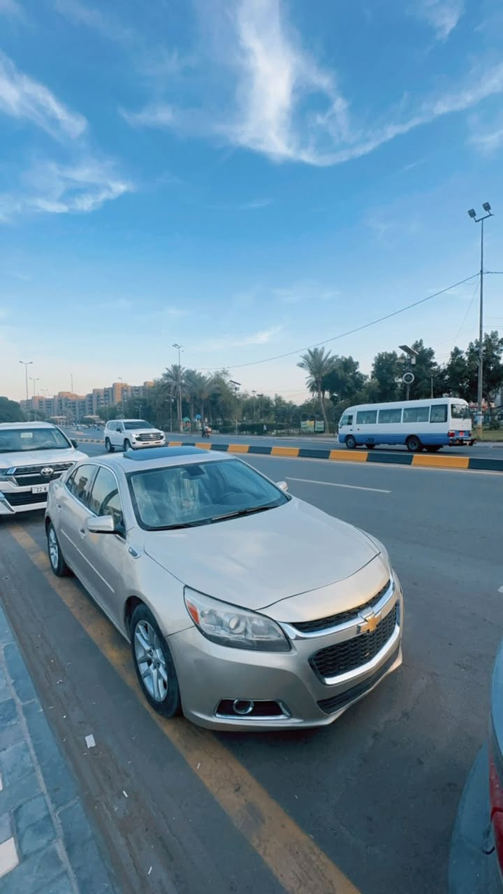 السلام عليكم
ماليبو 2014 فول مواصفات
مواصفات السياره
قاصه
شاشه جبيره
كامره بلاديه
كشن كهرباء
فتحه طكتين
أناره دشبول بلاديه
اوتوا ستوب
بطاريه ثانويه خلفيه
فول تحكم ستيرن + مثبت سرعه تشغيل عن بعد
كشنات نص جلد بلادي
لايتات اوتو + بلوجكترات
سستم سماعات بلادي دمام
وباقي المواصفات المعروفه بالماليبو
 رقم بغداد مشروع وطني
 محرك 2500 تنفس طبيعي كير at
ماشيه 118الف كير مكينة نظيفات كلش  مابيها مشاكل كهربائيه
حادثها جاملغ وبنيد وباب مو قوي وبيها تصليح بالدواسات ورش حزام فرن حراري توحيد لون لا اكثر وصورها قبل الصبغ موجوده 
بسعر (95 ورقه) وبيها مجال 
***********
مكاني بغداد اليرموك
