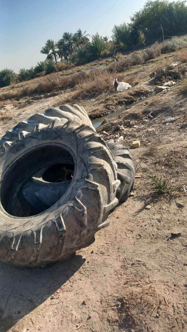 تايرات ١٨ عله ٣٠  وخرماشه حدادي ثلاثيه  ***********
