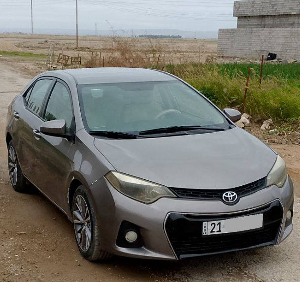 تيوتا كورلا 2016 وارد امريكي LE.                           رقم سليمانية جديد بأسمي                                        بدون صبغ بدون دواخل                                            تحكم ستيرن / تبريد بيانو / كاميرا / تايرات جديد/ حادث جاملغ ايمن بس الشراي يتصل ***********
