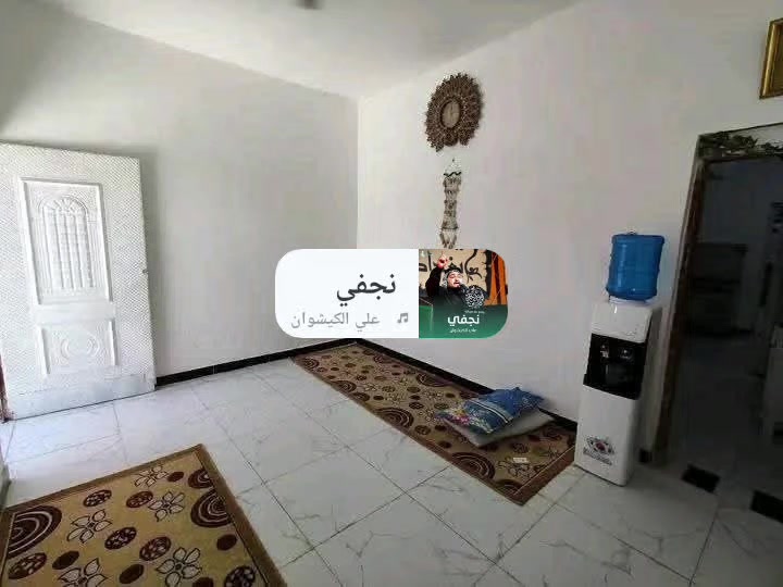 مشتمل مساحه 100 متر بحي الحكيم  علا شارعين شارع زرزور وشارع عطوف غرفه وهول ومطبخ وستقبال 
وصحيات داخليه وخارجيه سند 25 مسجل بلديه 
شارع 10  لارضيه سيراميك السقف صب مسلح 

السعر 19 بيه مجال الشراي  
الستفسار ***********
