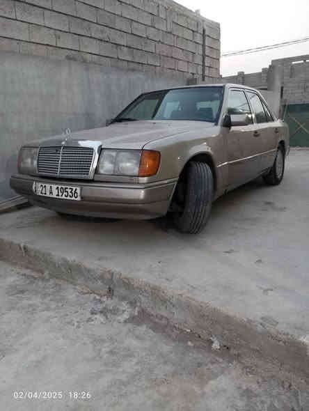 میرسیدس کوپەییe300 مۆدیل1986گێڕومەکینە بەطە3000دیلکۆ بەشەرت تەبرید جام کارەبا ڕەقەم و سەنەوی نوێ کامل بۆیاغ بۆجوانی *********** أربيل
