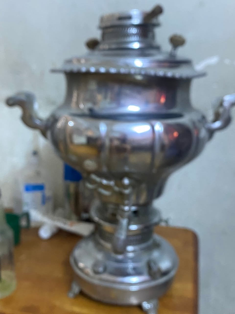 سماور ايراني جديد غير مستعمل فافون مطلي ستيل
ارتفاع 50سم السعر100الف


**إذا كنت صاحب هذا الإعلان وتريد حذفه لأي سبب، رجاءا أرسل رسالة إلى الدعم الفني**