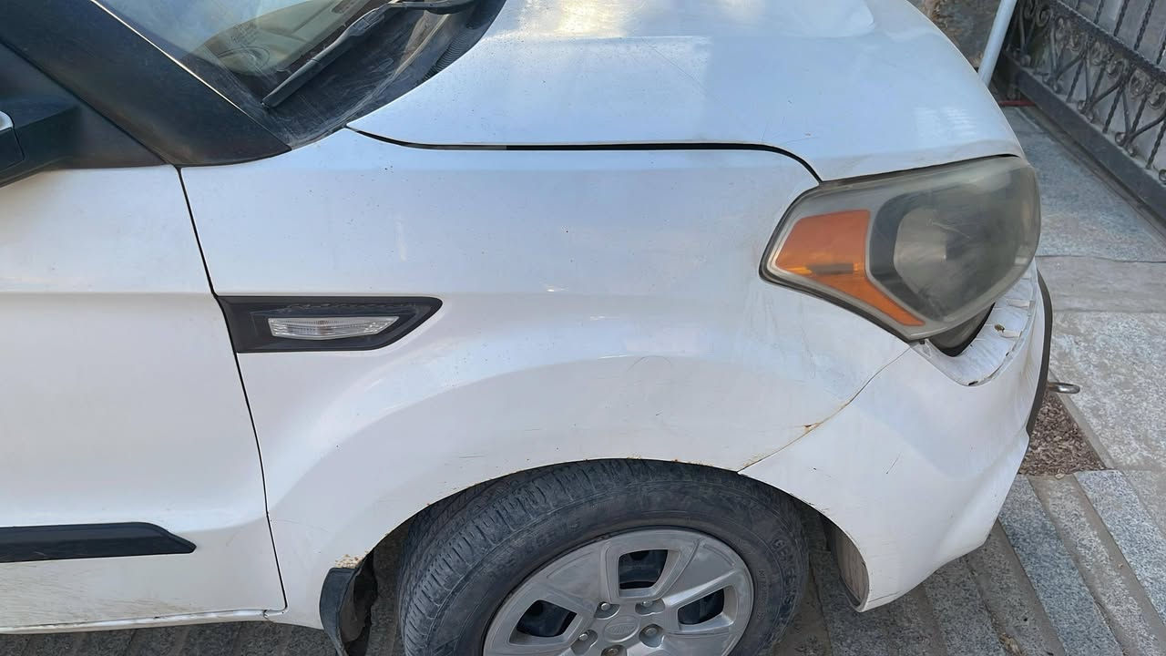 السلام عليكم ورحمة الله 
#للبيع
#صول 2013  محرك 1600 GDI 
#السعر  95 وبيها مجال بسيط
#السعر ٩٥ وبيها مجال بسيط
كتبته بالعربي وبالانكليزي حتى الكل تكدر تعرف السعر والتفاصيل مذكورة كلها
#الشراي اني خادم وعيوني اله
#المتعجبة السيارة  هم خادم اني واخلي على راسي

#حادث جاملغ الايمن ومعدل عالبارد فقط بدون تبديل او صبغ
وجزء من البنيد قريب الجاملغ الايمن مرشوش شويه كلير 
مكان السيارة بابل مركز المدينة 
#السيارة رقم بابل بأسمي تحويل ثاني يوم مااتعبك

#للاستفسار
***********
