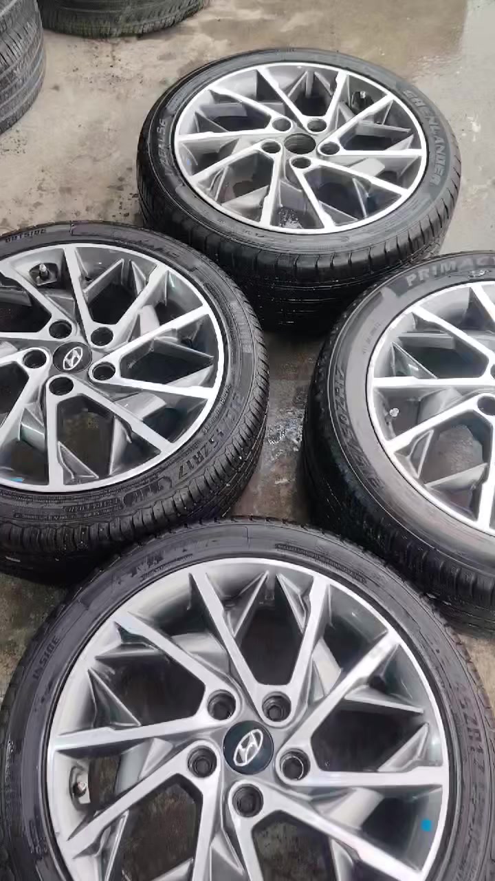 تخم ويل كب الإنترة موديل ٢٠ حجم ١٧ بيع أو مراوس العنوان بغداد الشعلة ***********
***********
