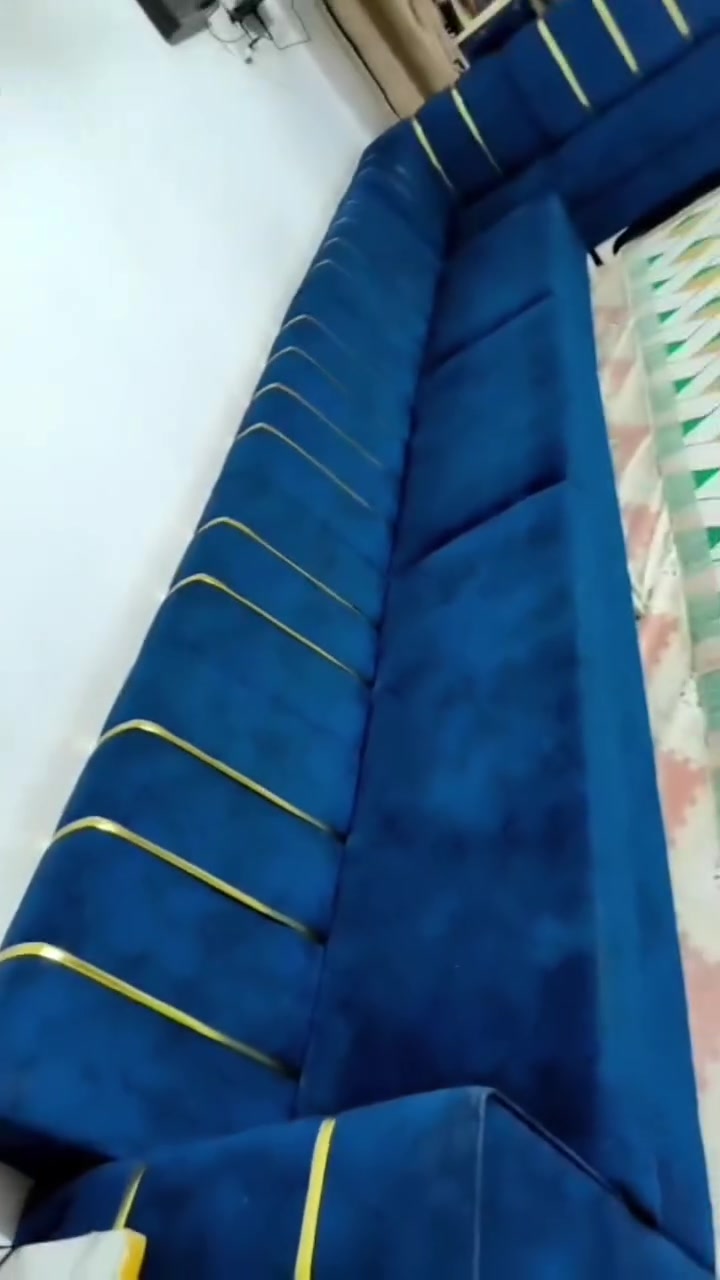 الكاونتر 300
الديوان ١١مقعد ب٢٨٠ 
العنوان شاميه  حي العسكري


**إذا كنت صاحب هذا الإعلان وتريد حذفه لأي سبب، رجاءا أرسل رسالة إلى الدعم الفني**