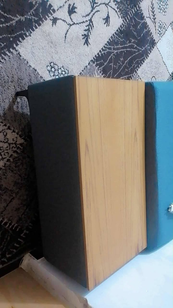 ٨ أمتار ونص قبل اقل الشهر مفصلي جبير ع المكان صار مشتغلي المتر ب١٥٠ شغل درجة اولا قماش اسفنج َخشب
بي خشب جانبي وديكور رف جانبي
وكوشات هدية ويا للشراي
مكان بغداد


**إذا كنت صاحب هذا الإعلان وتريد حذفه لأي سبب، رجاءا أرسل رسالة إلى الدعم الفني**