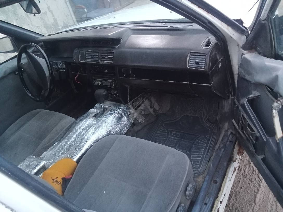 سلام عليكم للبيع نيسان سترك موديل 1998 محرك 2.400 مكينه كير حلوات سنويتها ستوها نتهت صارلها تقريبا شهرين راعيها بكربلاء حداديه ستوني سويتها مكاني بصره ابو الخصيب السعر 27وبيها مجال *********** 
0785773254 البصرة, العراق
