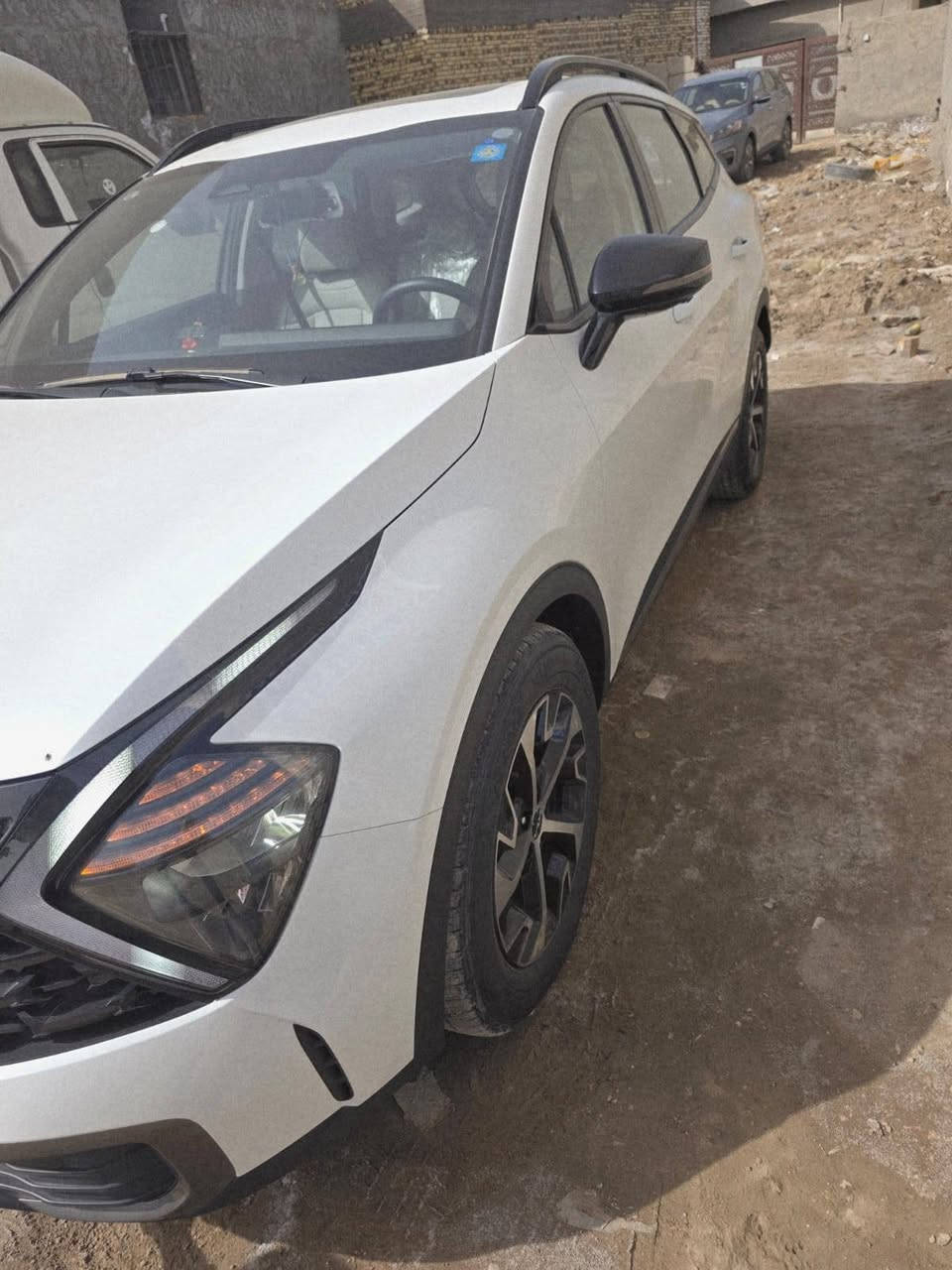 السلام عليكم من رخصة الأدمن سيارة سبورتج ٢٠٢٥ هايبرد ماشية ٢٨٠٠ قابل للزيادة رقم بغداد الشكل الكبير فول اوبشن لايت زنون اشاير LED رادار امامي حساس امامي مري كهرباء ٤ كاميرات محيطية جنطة كهرباء تحكمات شاشه كاميرا تبريد شاشة مخرج تايبسي شاحن واير ليس سايد بريك بصمةوارتو هولدر درايف مود بصمة مقعد كهربائي مكان السيارة الحلة للاستفسار الاتصال على الرقم *********** او ***********
