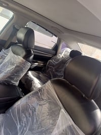 اخوان للبيع ازيرا 2018 رقم بغداد مواصفات 1--1 وموضحها بلتصوير  ماشيا 1...