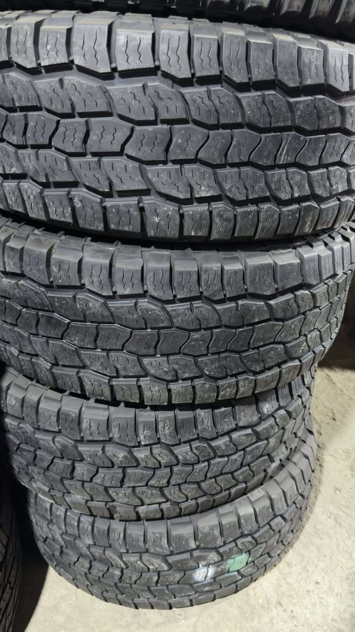 السلام عليكم متوفر اطارات حجري خشن حجم 17/70/315و17/70/305و17/70/285 كله نظيف وماركات 
مجمع علي طالب لتجاره الاطارات
البصره شارع التجاري
***********
