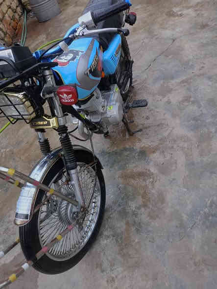 السلام عليكم
مطور للبيع موديل ٢٠٢٠
كلو شرط 
السعر ٣٥٠
رقم***********
