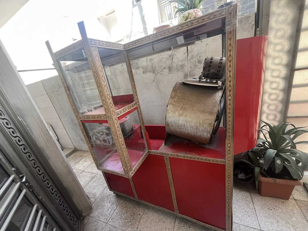 عربانة حب للبيع ما مستعملة فقط شهر واحد 
للاستفسار ***********
