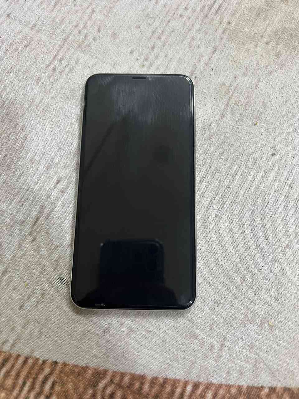 سلام عليكم ايفون اكس ماكس ذاكراه 256 بطاريه 83 معلايه بلحاسبه ١٠٠ سعر225 رقم ***********
