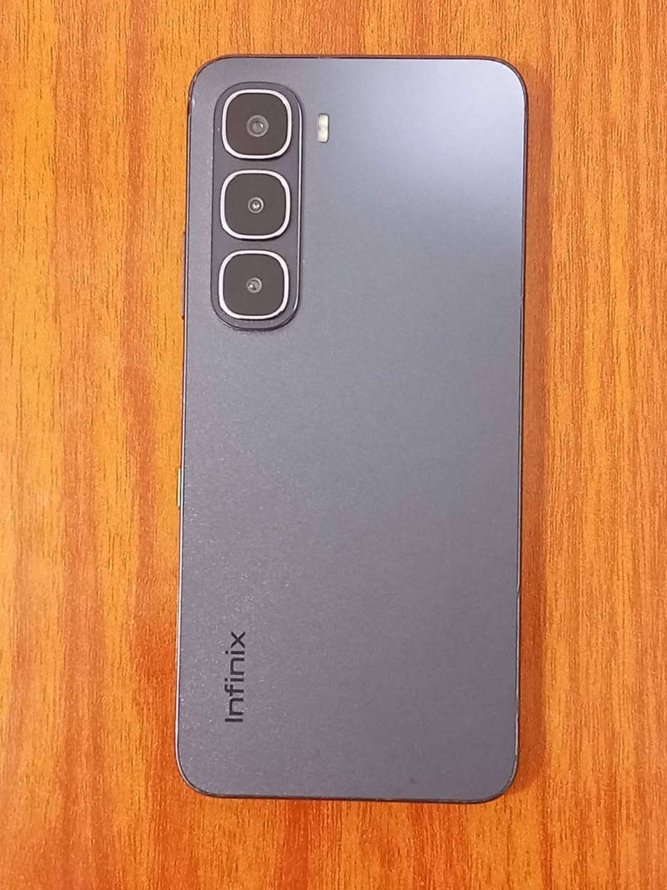 انفكس هوت 60iمواصفاته ذاكره 256نضيف كلش سعر 140مكاني رمادي


**إذا كنت صاحب هذا الإعلان وتريد حذفه لأي سبب، رجاءا أرسل رسالة إلى الدعم الفني**