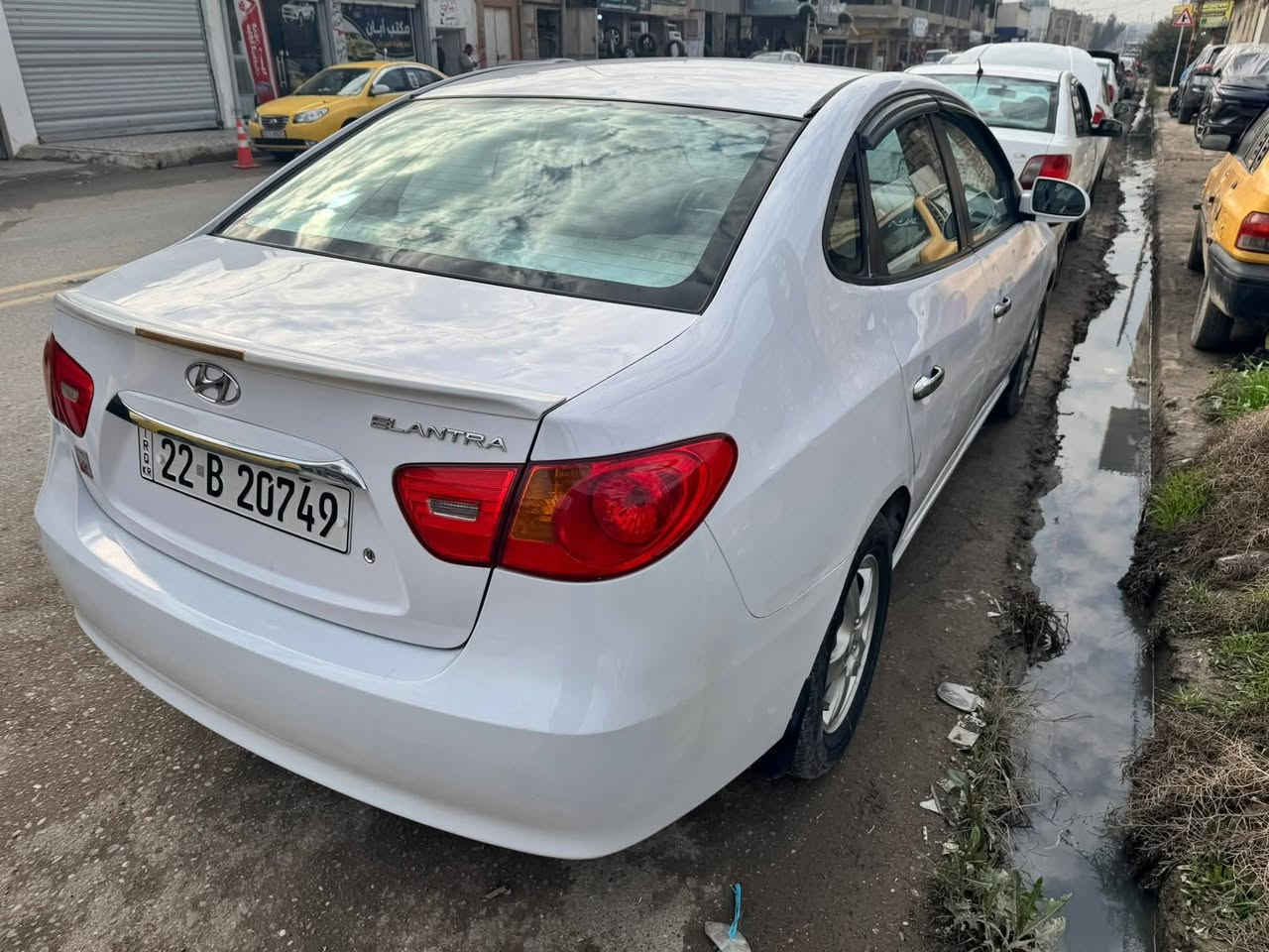 ال انترا موديل 2011
ضرار جاملغ يسار +ال باب يسار +ال بنيد معجون او بيها مكانات بارد
السعر97او بيها مجال قليل
***********
***********
