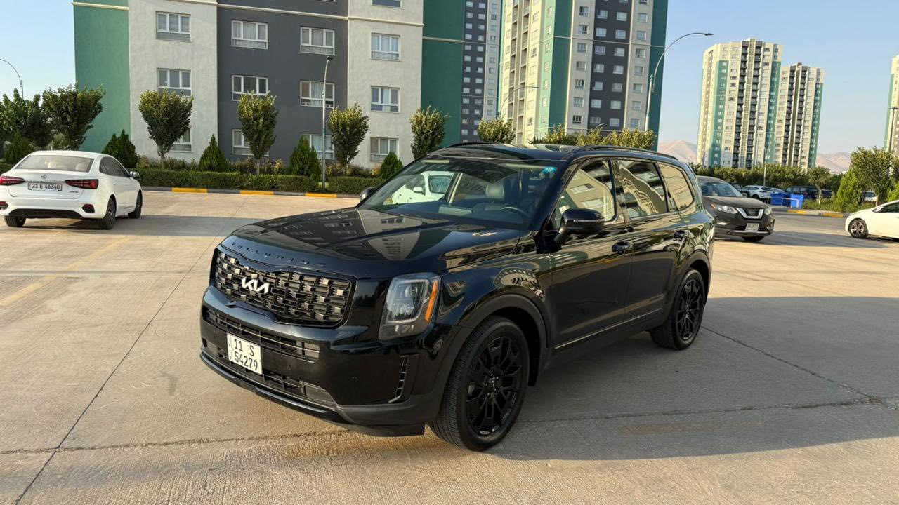 السلام عليكم شباب مرخصة الادمن للبيع  كيا تيلورايد 2022 السيارة فول كشتات منفصلة تدفئة تبريد بالكشنات 3 قطع تبريد فتحة سقف حساسات كامرة خلفية تحكم ستيرن السيارة فول ومعروفة مواصفات الفول السعر 240 وبيهة مجال للاستفسار ***********
