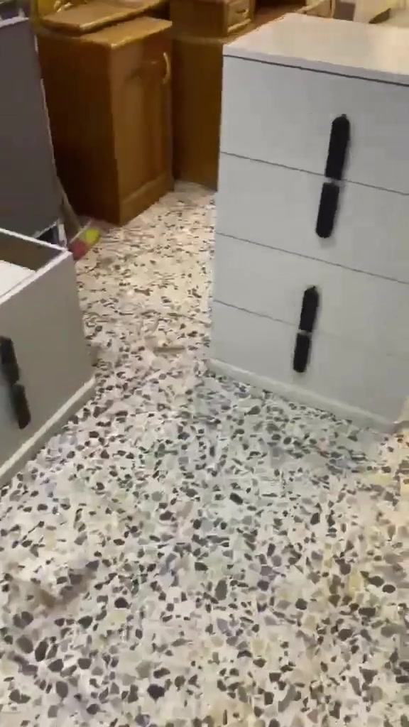 غرفه ترڪي🇹🇷 موديل حدث  مستخدم  
9 قطع 
نضافه 95/💯
نضام ابواب 📌
السعر /مليون و100💵
مع شد ونقل 🚚 داخل بغداد مجانآ
 باقي المحافظات بسعر مناسب


**إذا كنت صاحب هذا الإعلان وتريد حذفه لأي سبب، رجاءا أرسل رسالة إلى الدعم الفني**