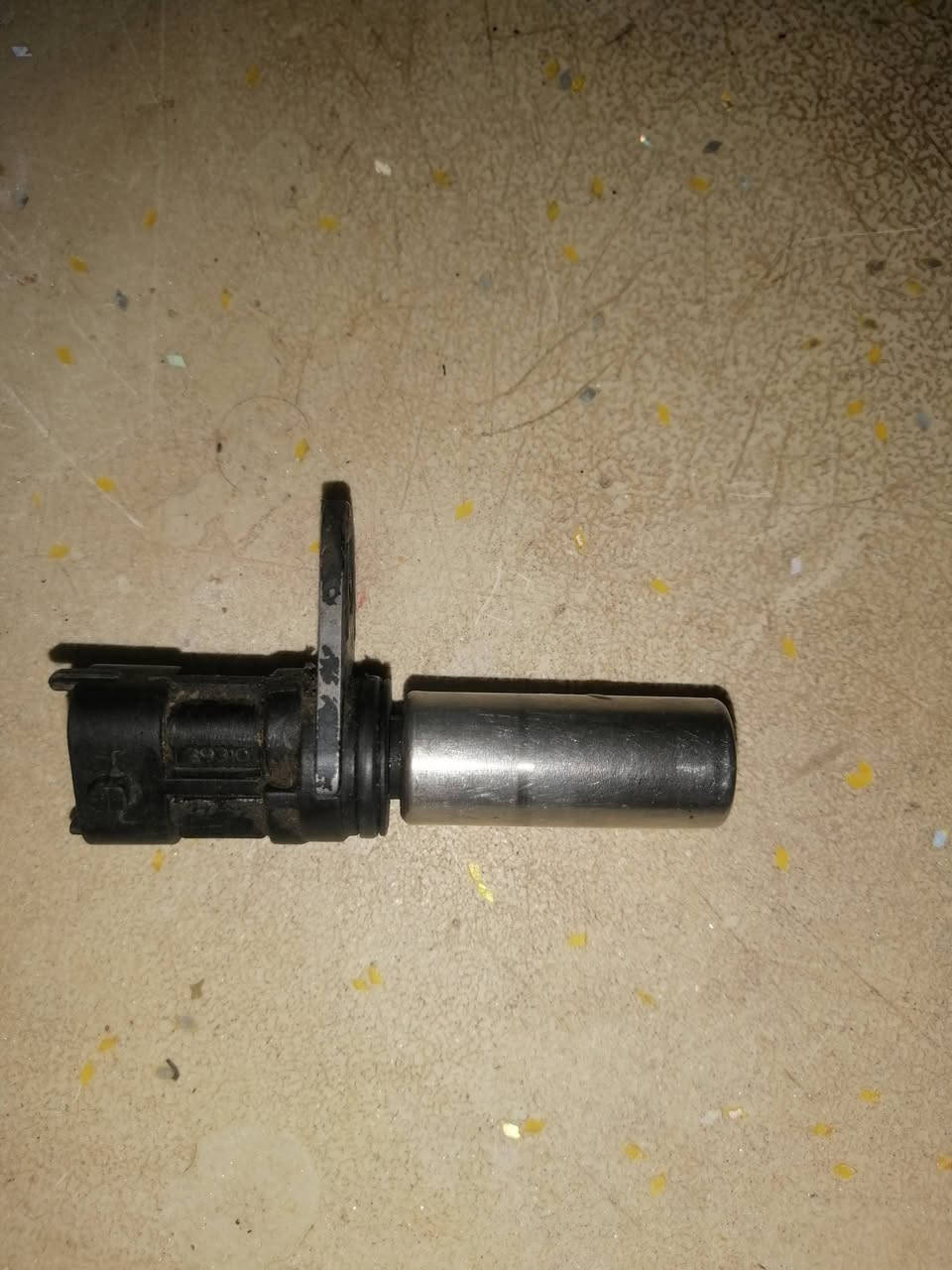 السلام عليكم من رخصت الادمن للبيع غراض كيا سيدونا ٢٠٠٧ وهاذه رقمي ***********
