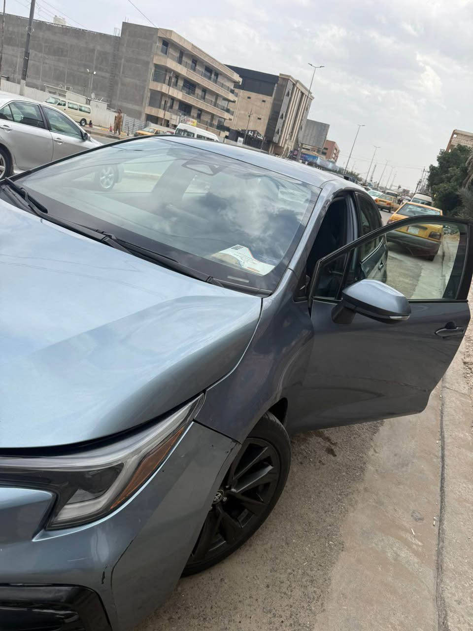 Corolla 2023 se
كورلا ٢٠٢٣ se 
•مواصفات 
• بصمة بيبان 
• بصمة تشغيل 
• تشغيل عن بعد 
• تحديد مسار 
•كروز سرعة 
• ابل كار بلاي 
السيارة ماشية ٧٠ الف كيلو مو ميل
حادث السيارة مال امريكا موضح حادث خلفي وبالعراق صار بيها حادث امامي بدون لا شاصي ولا لغود والسونار موجود قبل اسبوع مسوي
جاهزة السيارة باتري جديد 
تخم تايرات جدد
تبديل دهن وفلاتر جديد
جديدة السيارة ربع متصرف عليها

سعر السيارة ١٤٠ وبيها مجال 
للتواصل *********** بغداد, العراق
