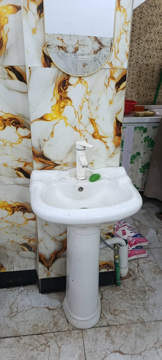 اغراض للبيع
***********
