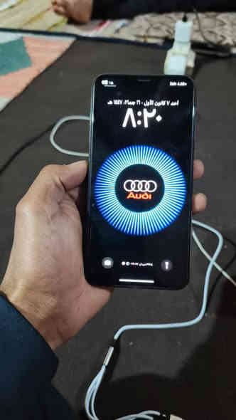 سلام عليكم 
ايفون اكس ماكس ايس 
ذاكره ٢٥٦
بطاريه ٧٨
فول نظافه بس الظهر مشروك ومخلي تيب عليه 
ما مفتوح فيس ايدي شقال 
شاشه بلاد بطاريه بلاد السعر ٢٢٥
رقم التلفون ***********
مكاني كركوك عمل شعبي
