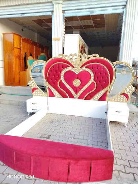 قطع بيع اومراوس العنده يتفضل خاص ***********
