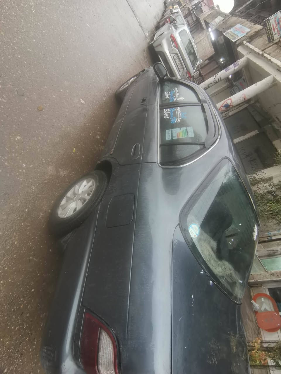 السلام عليكم كورلا موديل 1995 سياره بدون ضرر فقط البوند والقماره والصندوق مرشوش جماليه  بدون معجون بسبب الهزه رقم وسنويه ال30 بسمي سياره نضيفه حيل مايعوزها كلشي تدفئه وتبريد ثلج شغال طخم تايرات جدد داخل حيل مرتب فول توماتيك شراي اتصل *********** السعر 46 وبيها مجال بسيط السياره مصروف عليها لاتلح بالمعامله اسف عالاطاله
